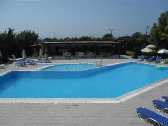Alkmini Hotel Theológos 外观 照片