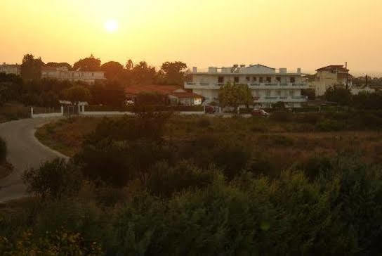 Alkmini Hotel Theológos 外观 照片